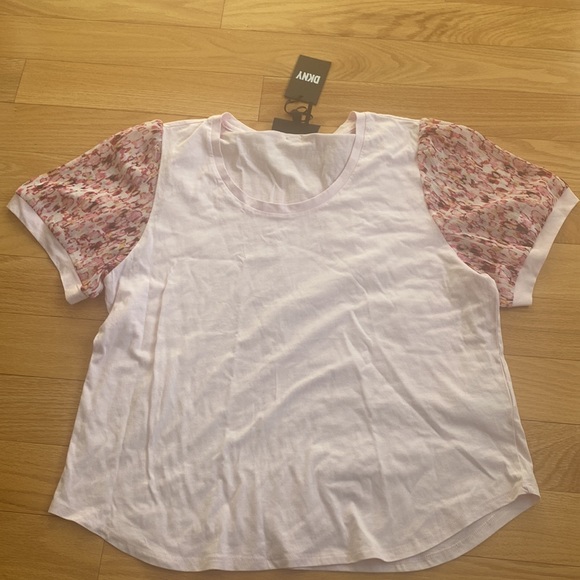 DKNY blouse brand new very pretty - Picture 5 of 10